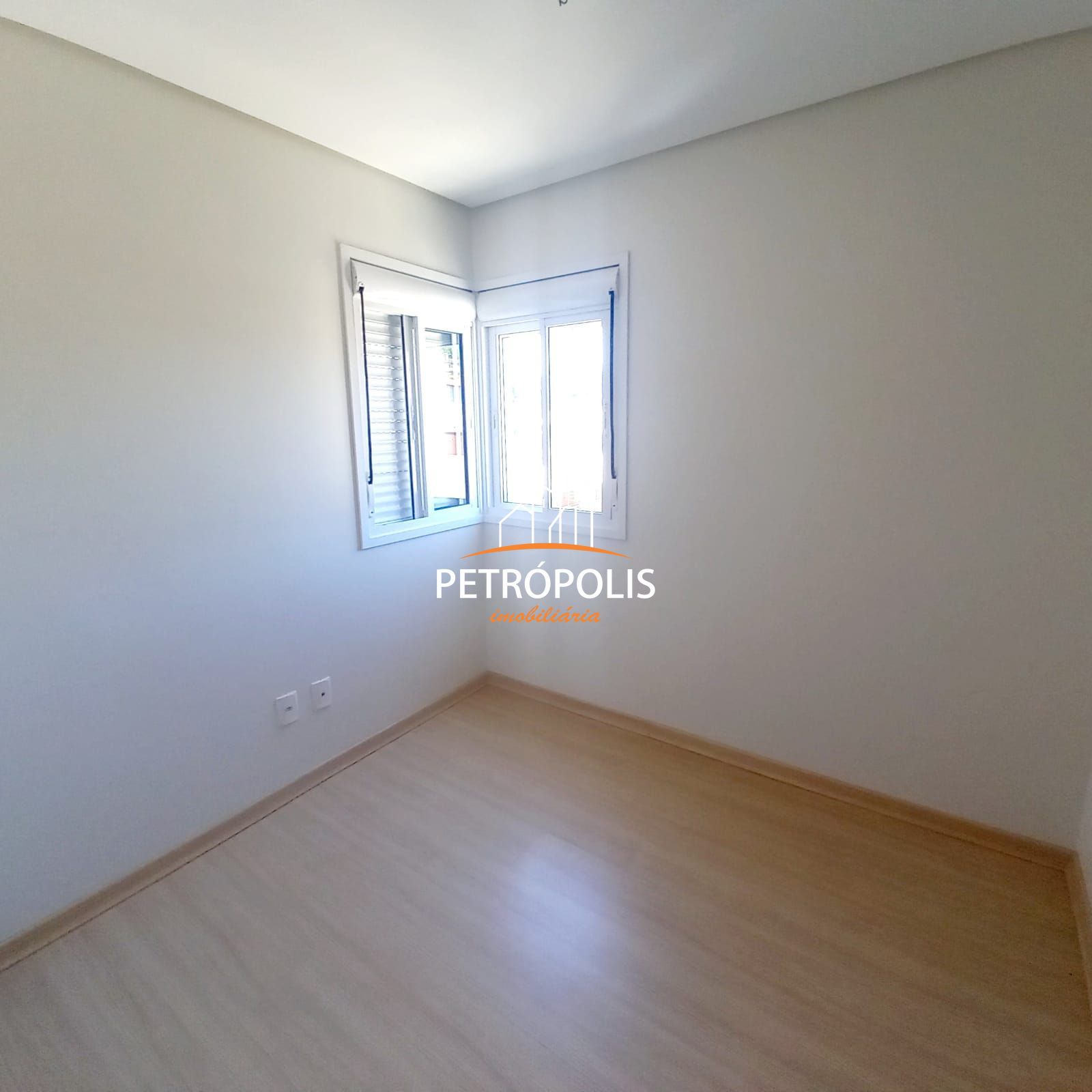 Apartamento à venda com 3 quartos, 77m² - Foto 14