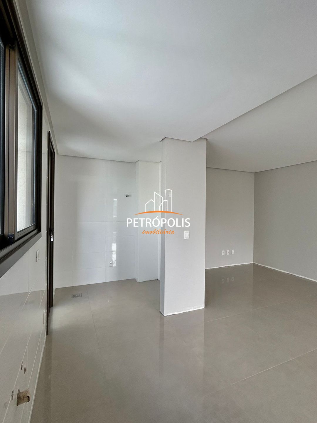 Apartamento à venda com 1 quarto, 115m² - Foto 48