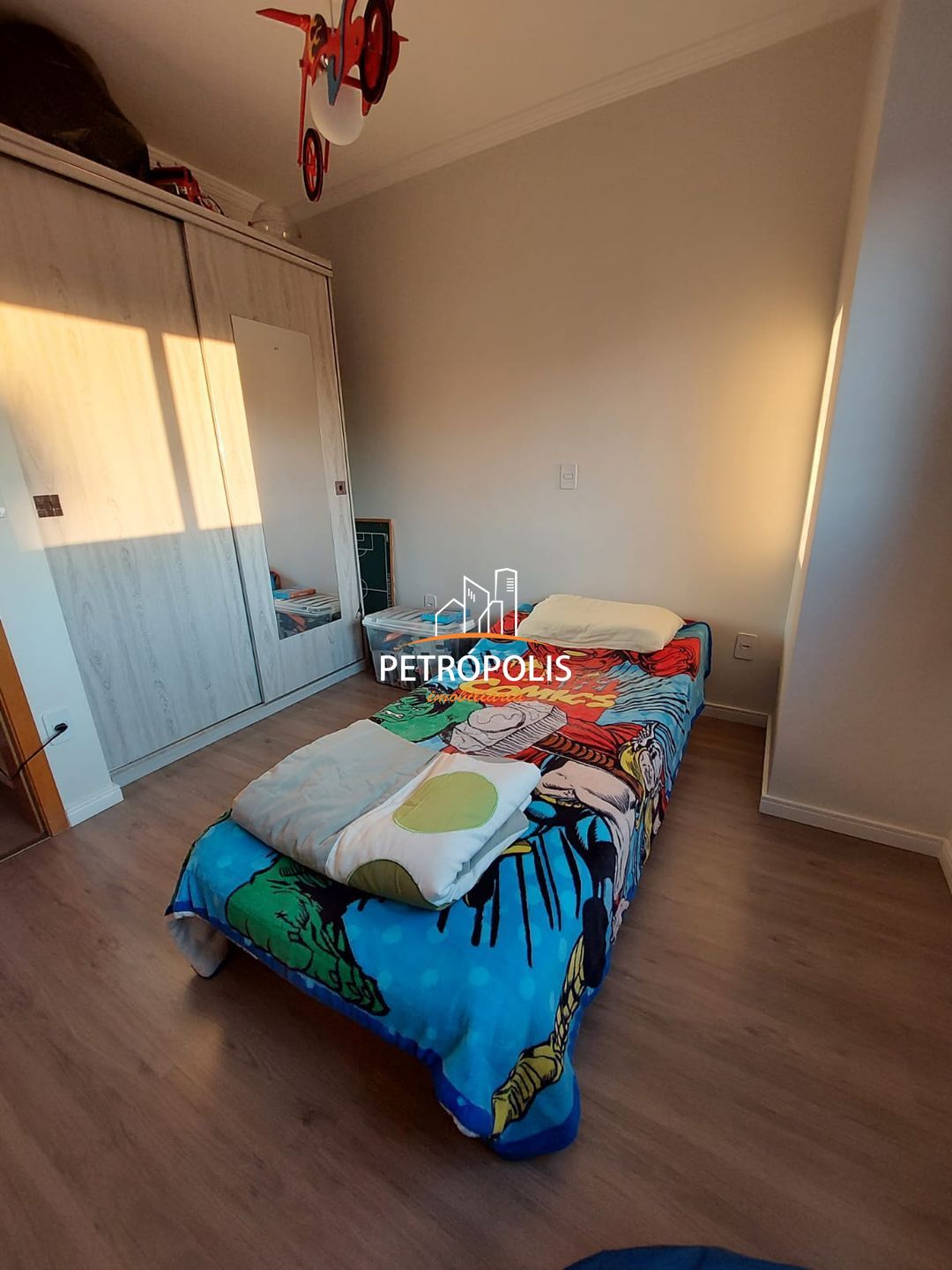 Apartamento à venda com 3 quartos, 200m² - Foto 20