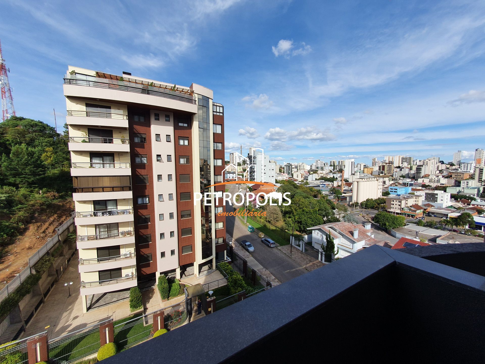 Apartamento à venda com 2 quartos, 77m² - Foto 41