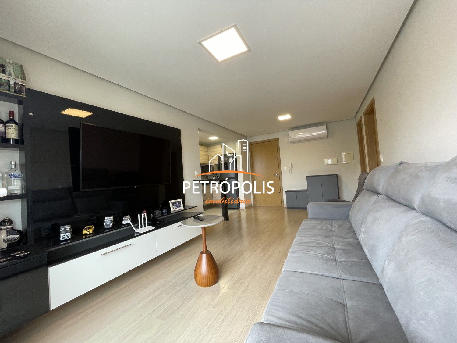 Apartamento à venda com 1 quarto, 57m² - Foto 5