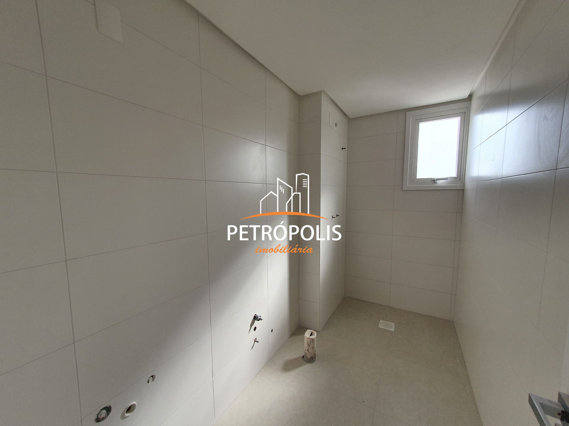 Apartamento à venda com 2 quartos, 77m² - Foto 82