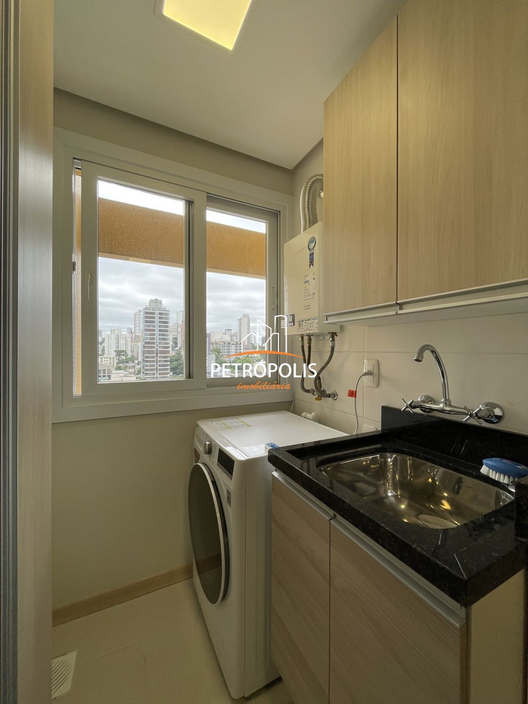 Apartamento à venda com 1 quarto, 57m² - Foto 9