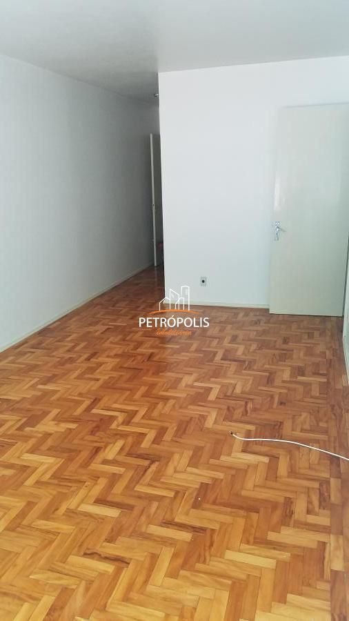 Apartamento à venda com 3 quartos, 88m² - Foto 4