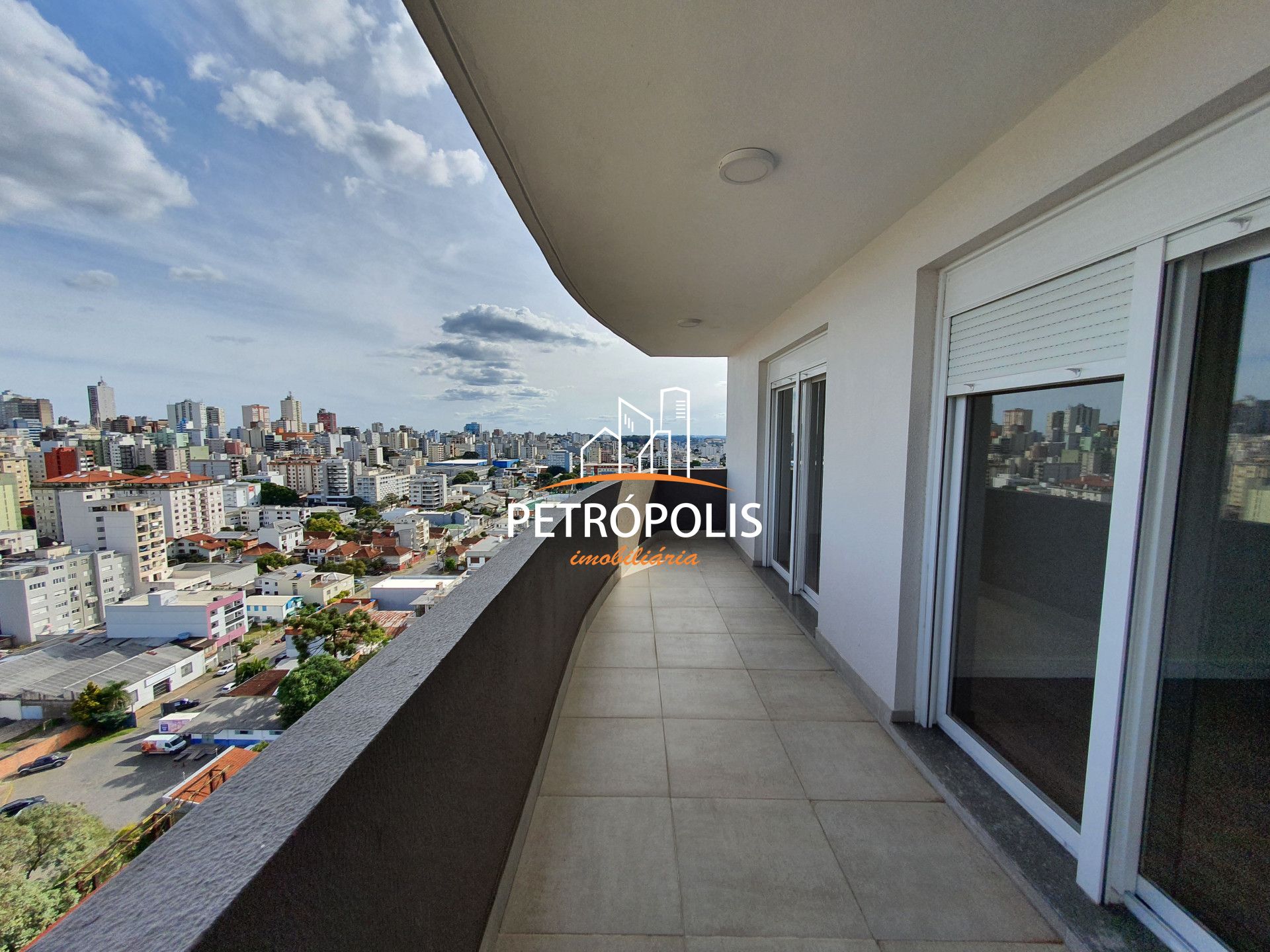 Apartamento à venda com 2 quartos, 77m² - Foto 80