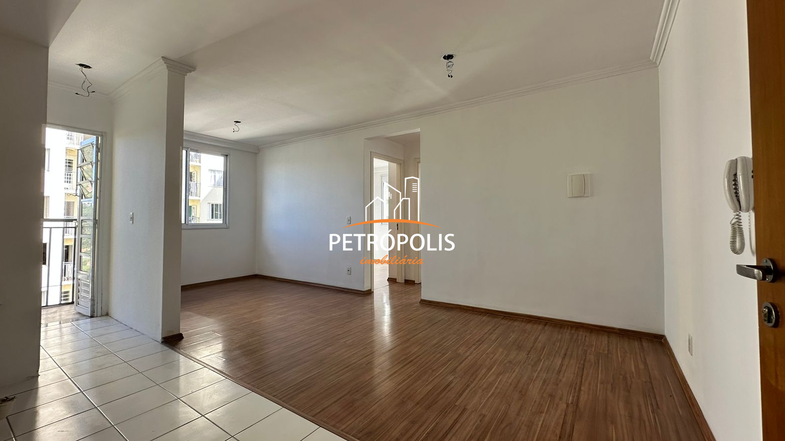 Apartamento à venda com 2 quartos, 49m² - Foto 1