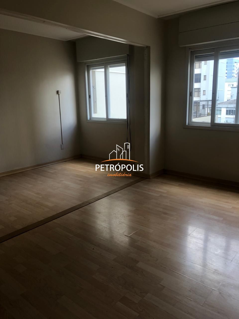 Apartamento à venda com 1 quarto, 56m² - Foto 5