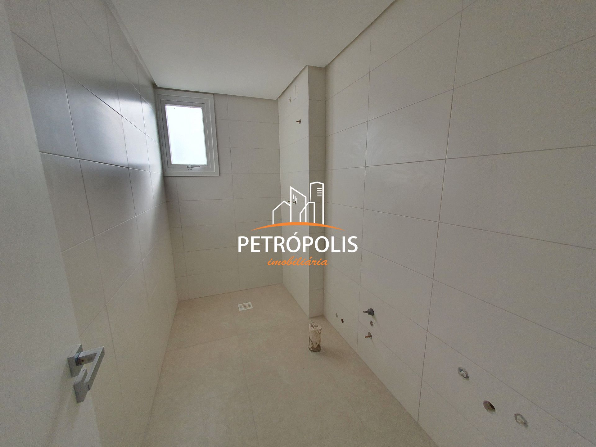 Apartamento à venda com 2 quartos, 77m² - Foto 52