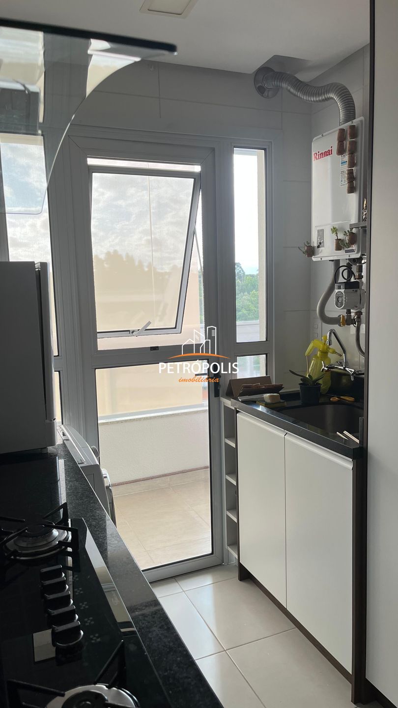 Apartamento à venda com 2 quartos, 75m² - Foto 5