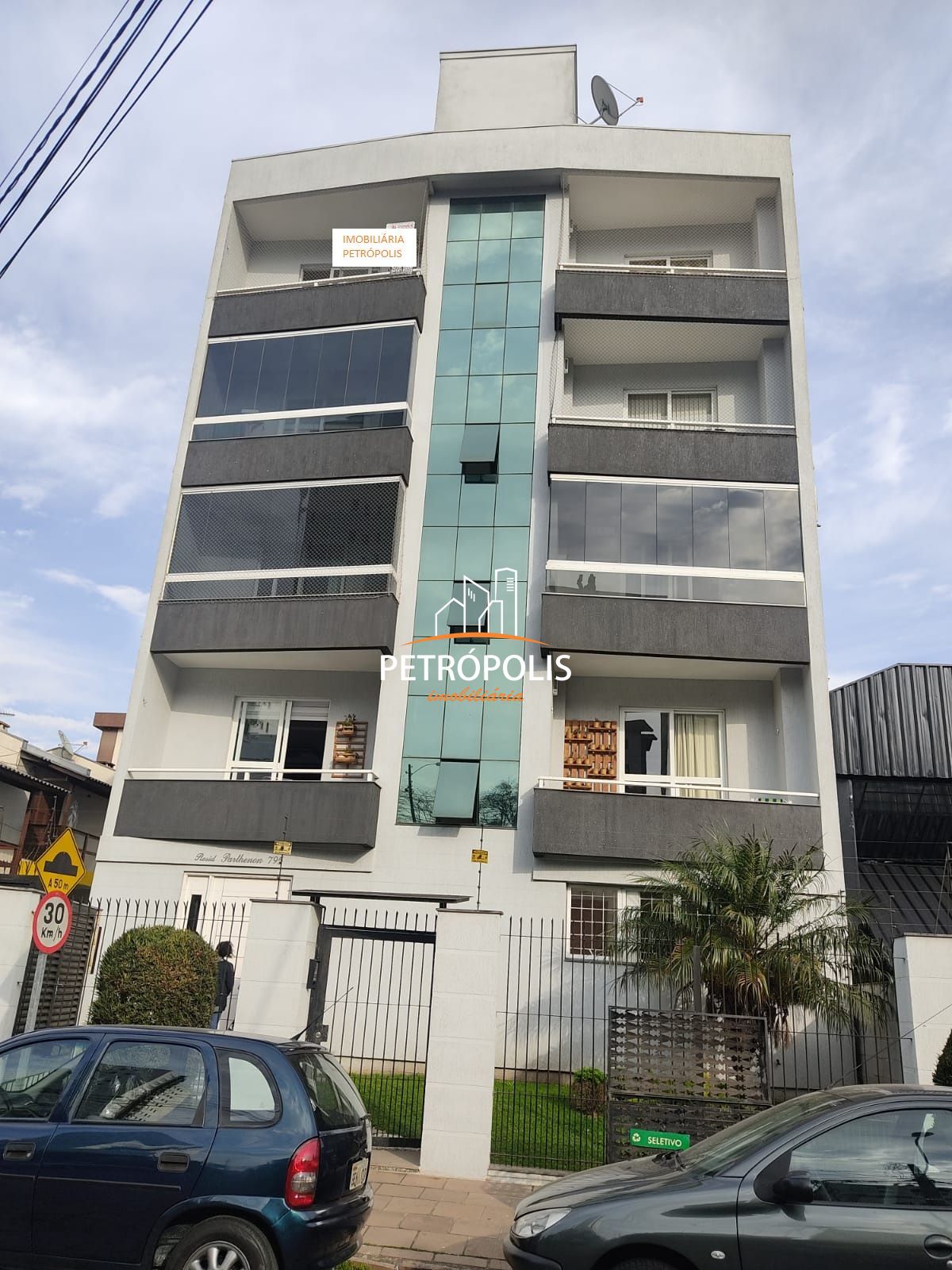 Apartamento  venda  no Desvio Rizzo - Caxias do Sul, RS. Imveis