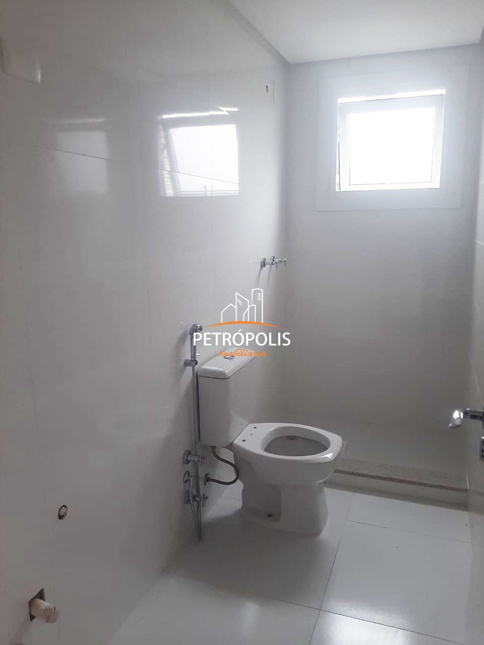 Apartamento à venda com 2 quartos, 79m² - Foto 15