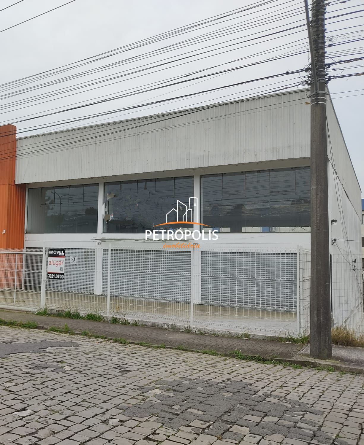 Sala comercial para alugar  no Cinquentenrio - Caxias do Sul, RS. Imveis