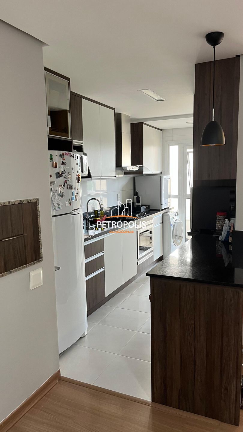 Apartamento à venda com 2 quartos, 75m² - Foto 6