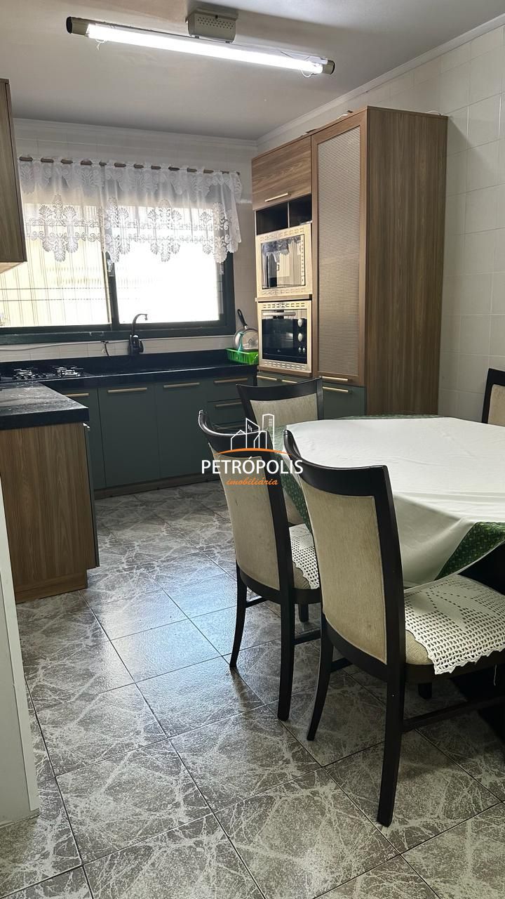 Apartamento à venda com 3 quartos, 138m² - Foto 7