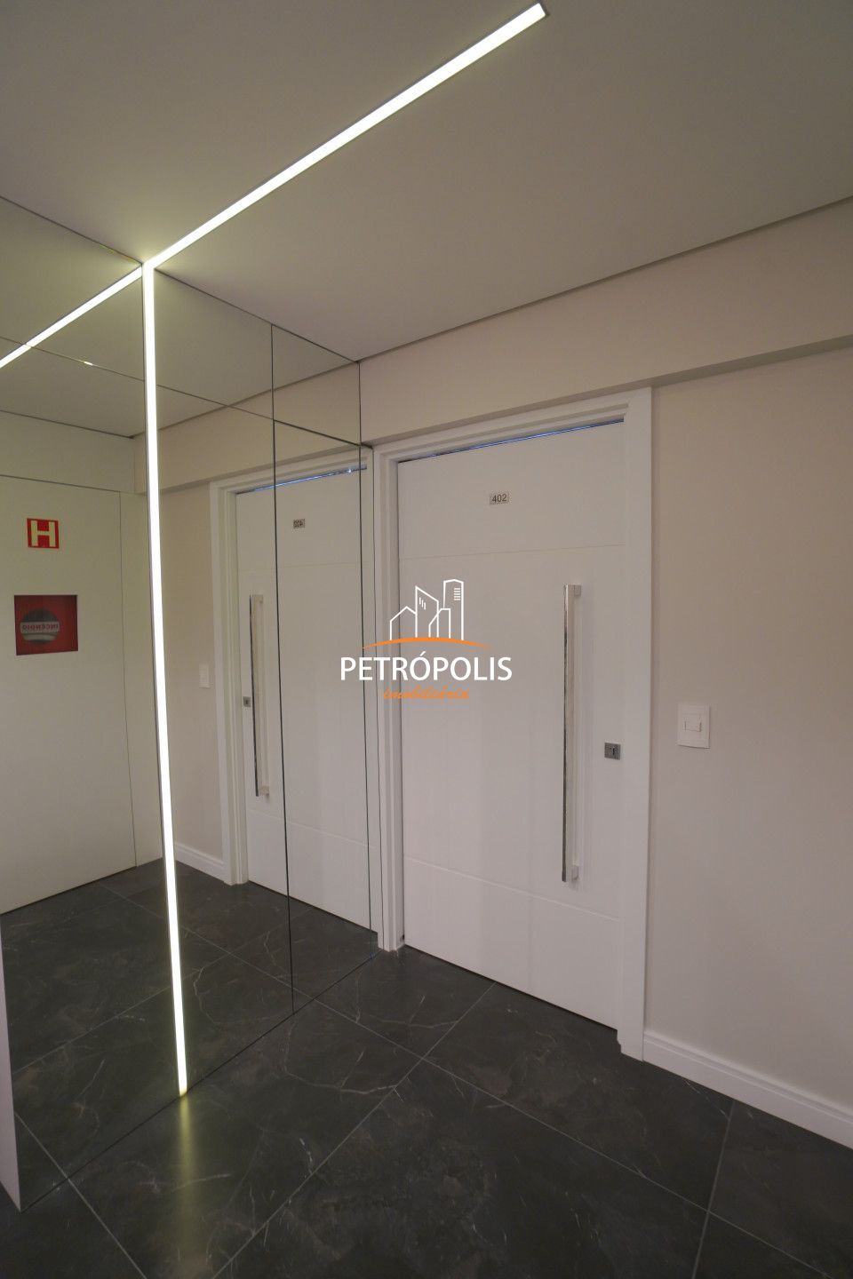 Apartamento à venda com 3 quartos, 137m² - Foto 52