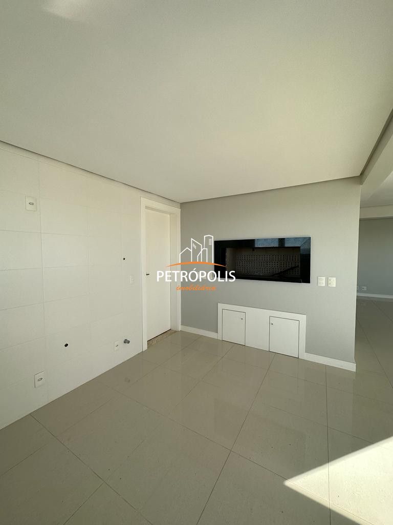 Apartamento à venda com 3 quartos, 176m² - Foto 5