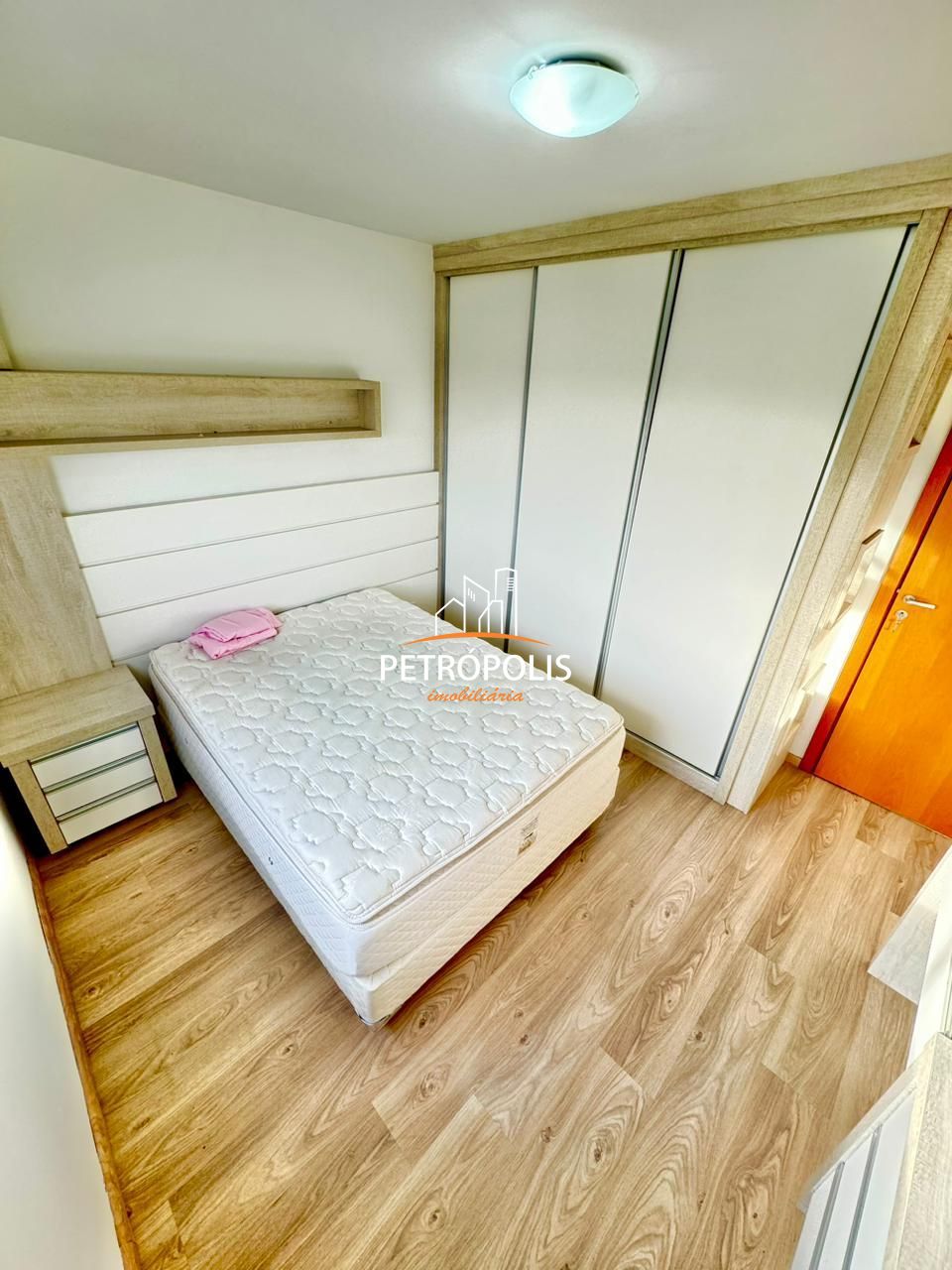 Apartamento à venda com 2 quartos, 55m² - Foto 18