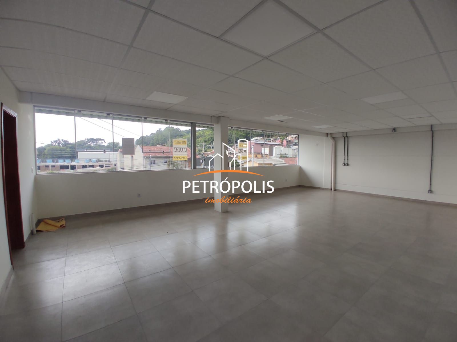 Sala comercial para alugar  no Diamantino - Caxias do Sul, RS. Imveis