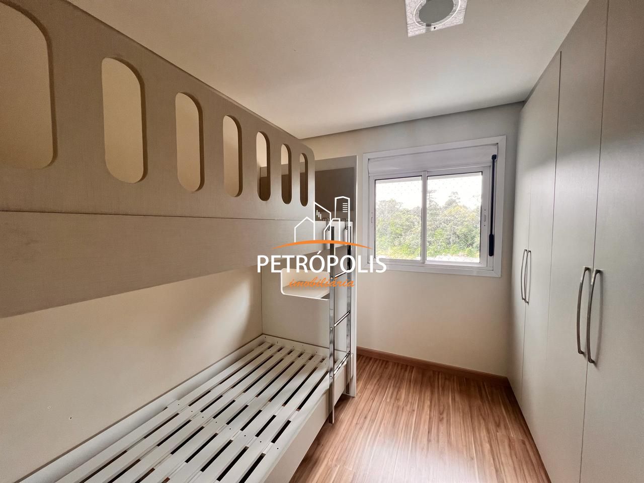 Apartamento à venda com 2 quartos, 79m² - Foto 7