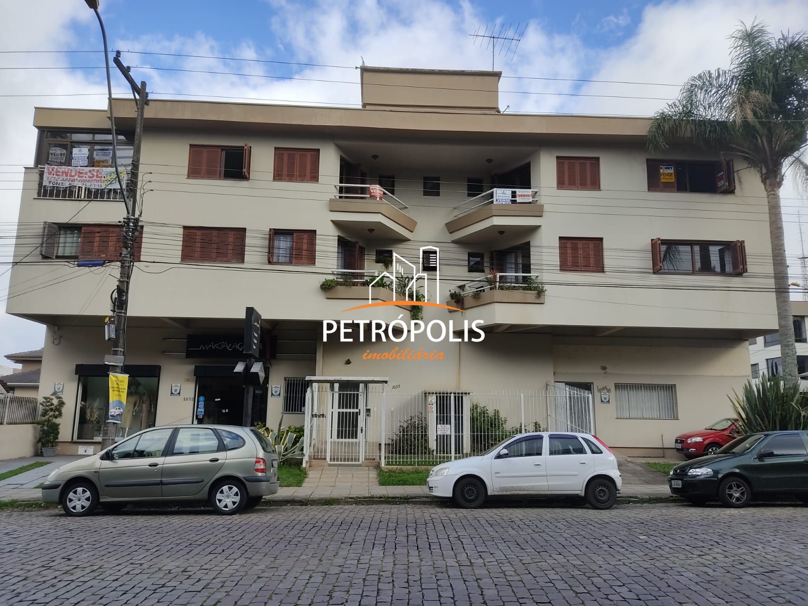 Apartamento  venda  no Petrpolis - Caxias do Sul, RS. Imveis