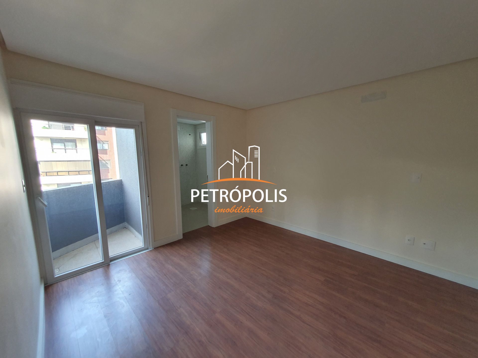 Apartamento à venda com 2 quartos, 77m² - Foto 47