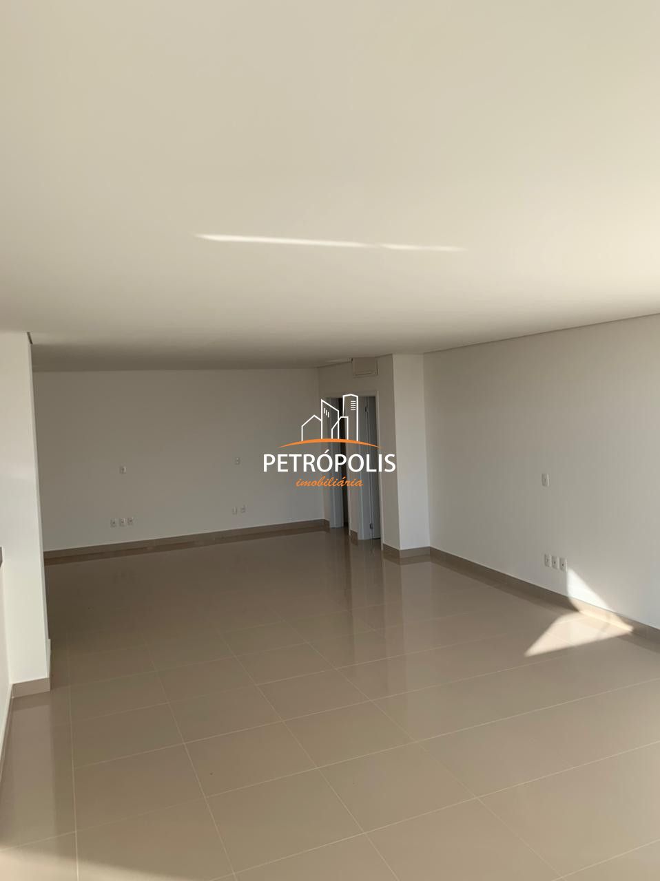 Conjunto Comercial-Sala à venda com 1 quarto, 87m² - Foto 3