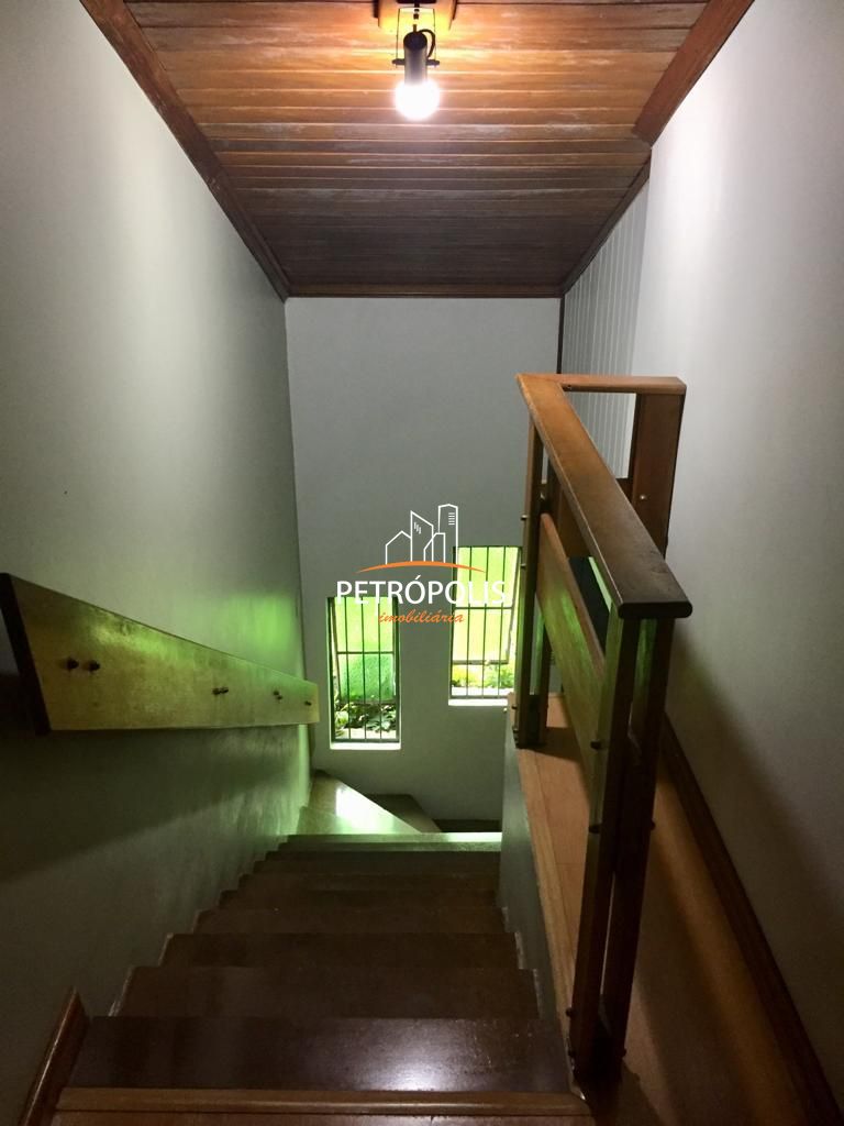 Apartamento à venda com 3 quartos, 240m² - Foto 8