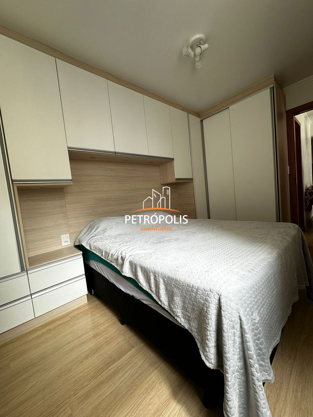 Apartamento à venda com 2 quartos, 48m² - Foto 3