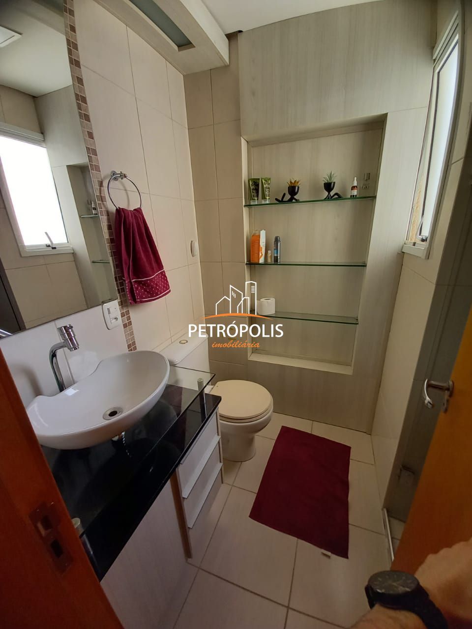 Apartamento à venda com 2 quartos, 70m² - Foto 13