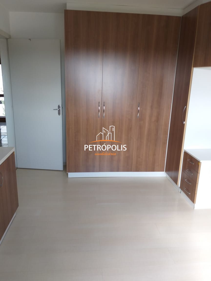 Apartamento à venda com 2 quartos, 67m² - Foto 15