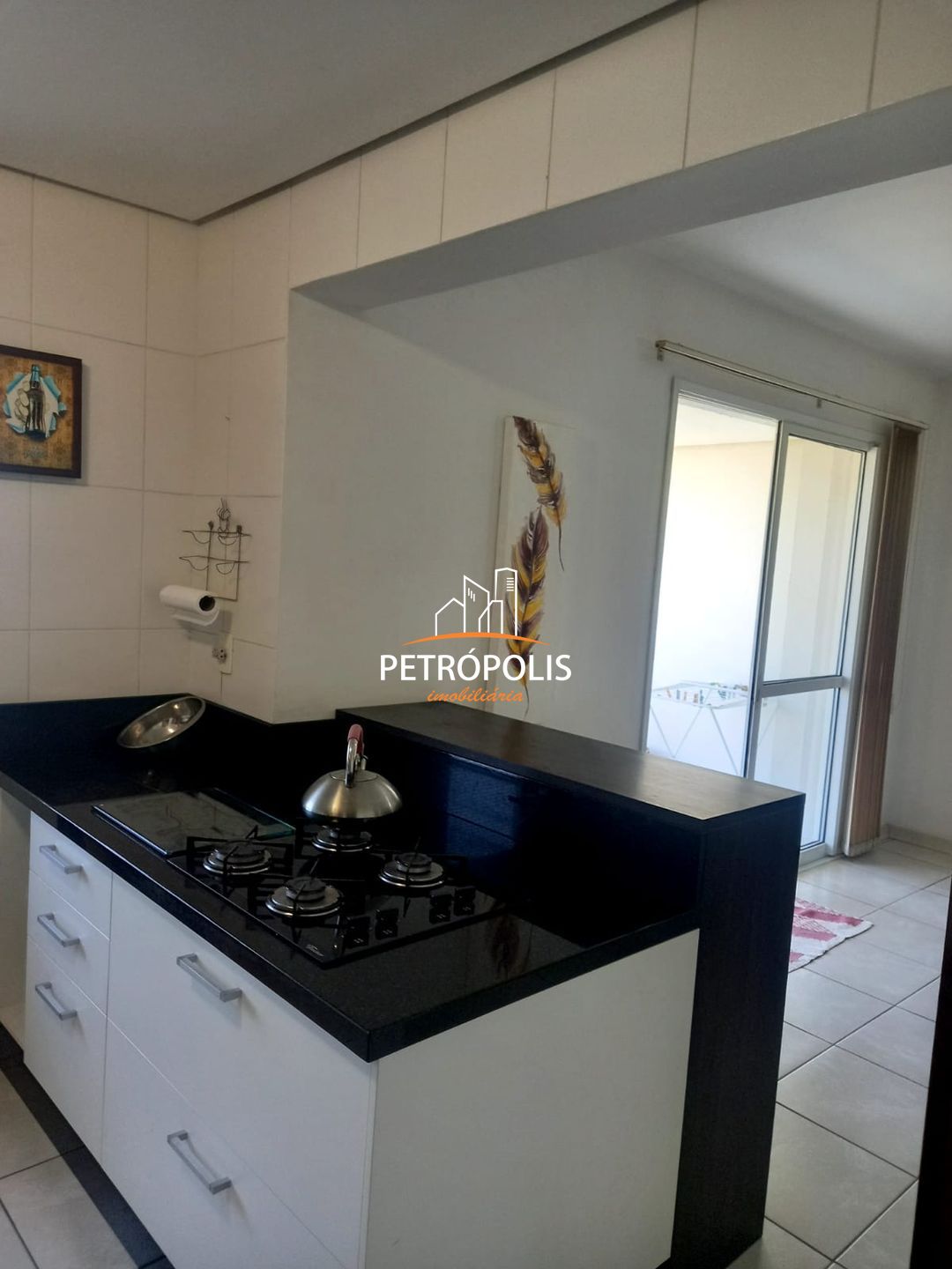 Apartamento à venda com 2 quartos, 112m² - Foto 2