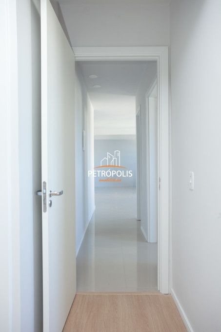 Apartamento à venda com 3 quartos, 80m² - Foto 32