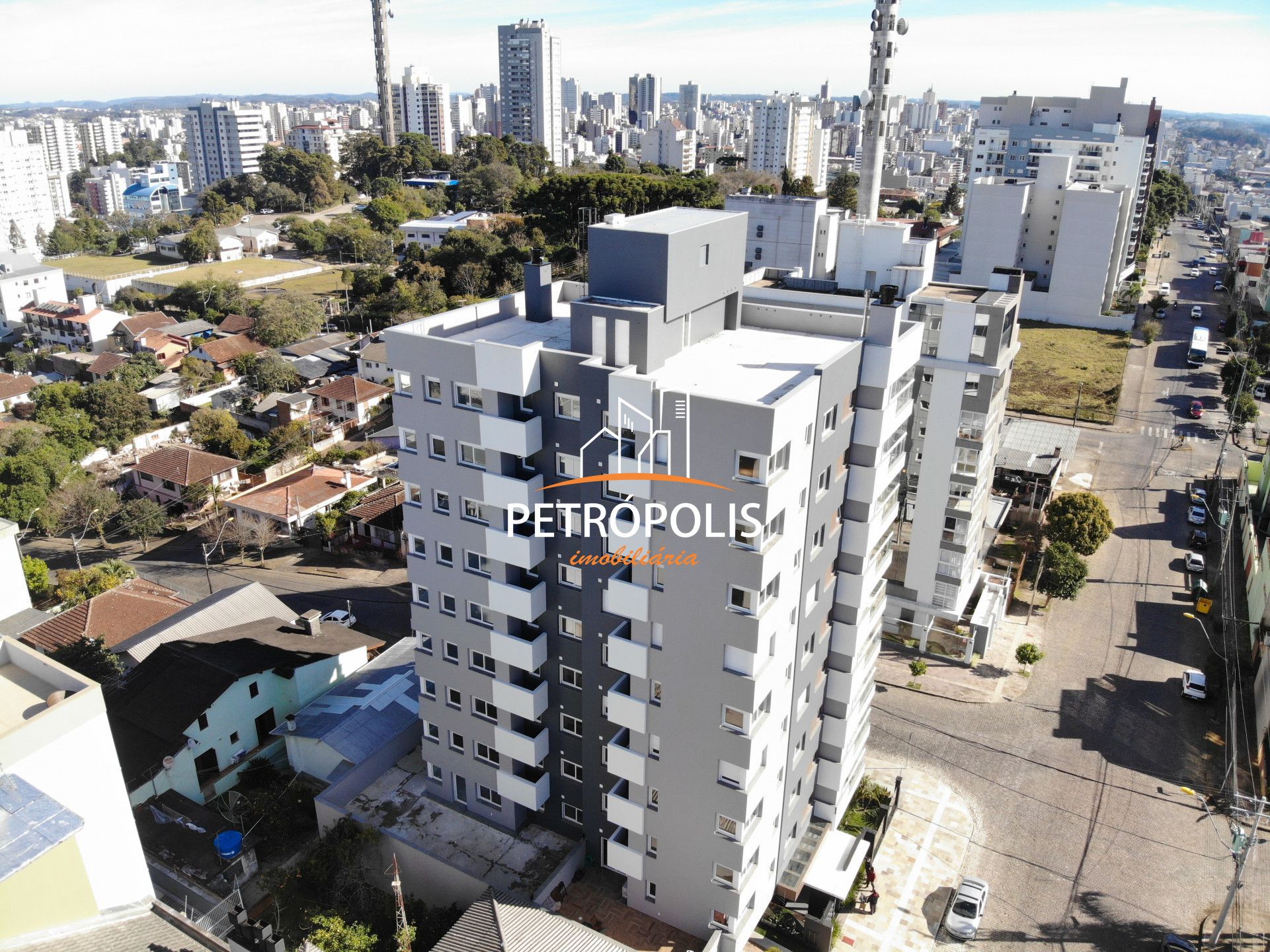 Apartamento à venda com 3 quartos, 137m² - Foto 59