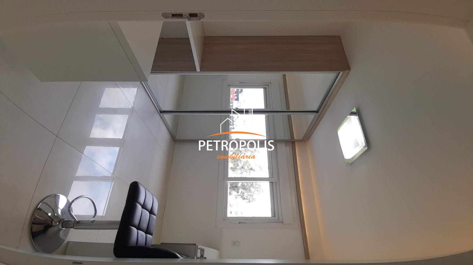 Apartamento à venda com 3 quartos, 96m² - Foto 12