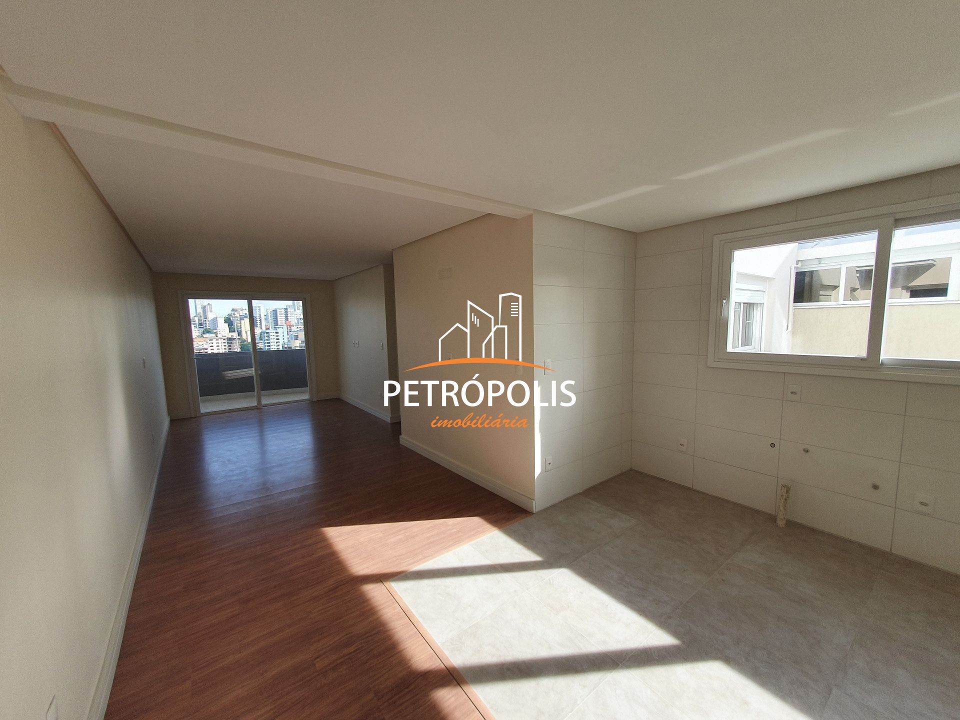 Apartamento à venda com 2 quartos, 77m² - Foto 6