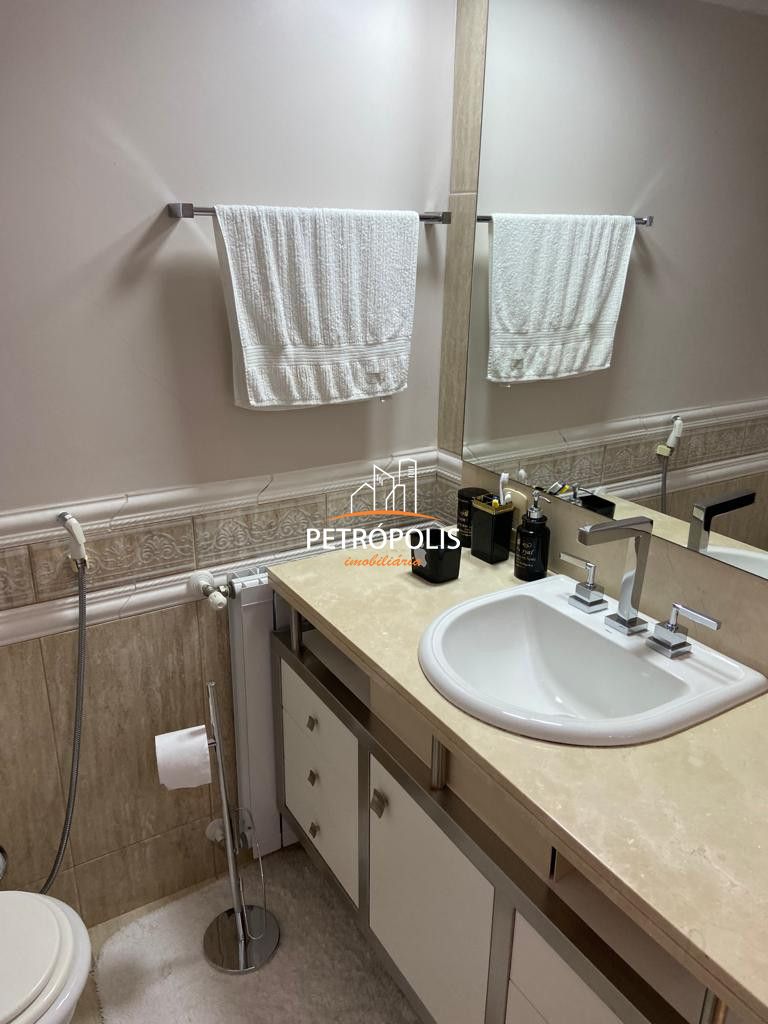 Apartamento à venda com 3 quartos, 198m² - Foto 15