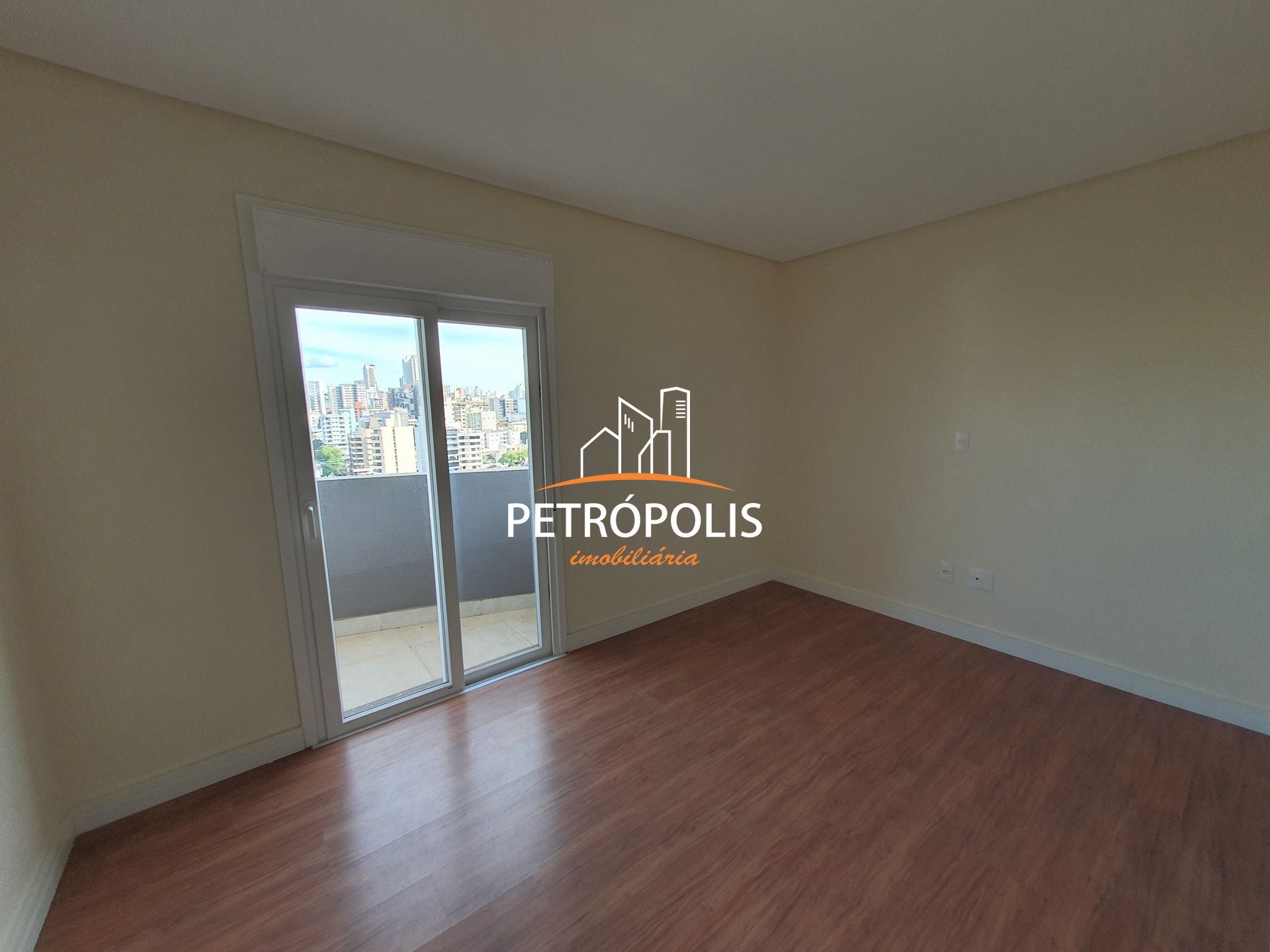 Apartamento à venda com 2 quartos, 77m² - Foto 16