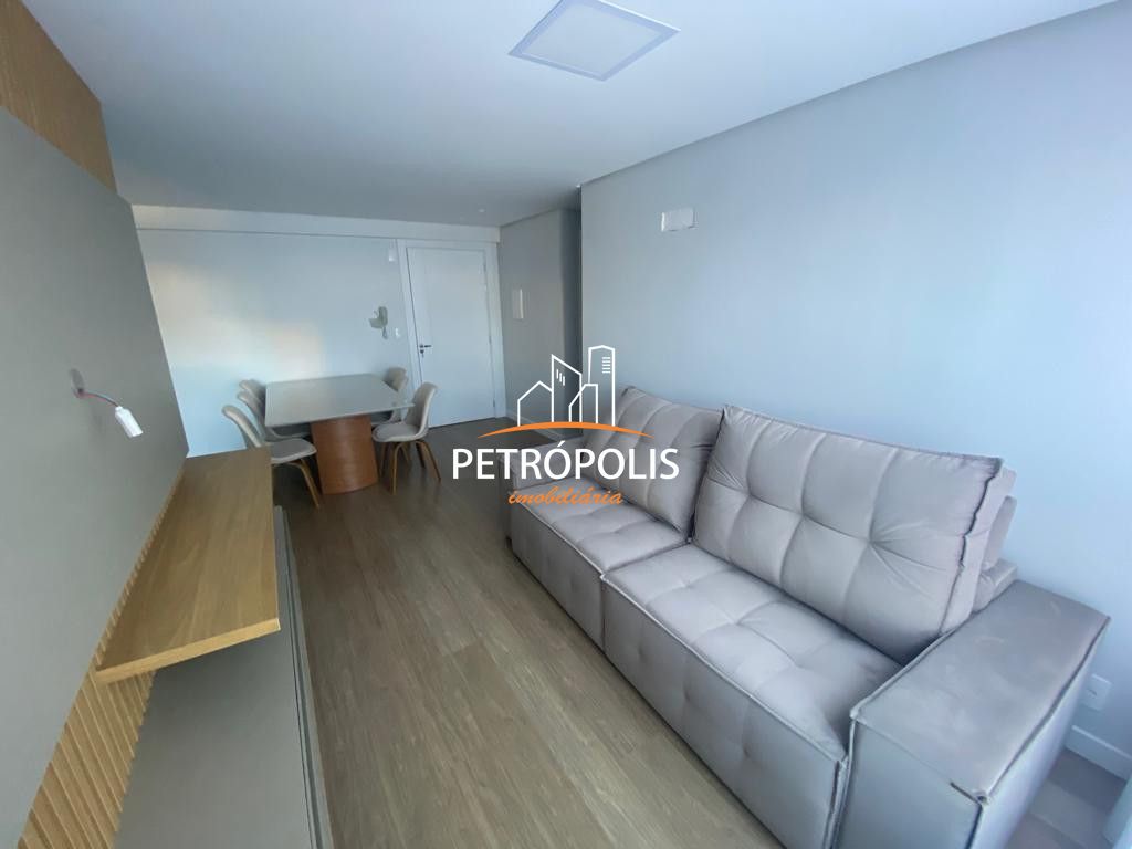 Apartamento à venda com 2 quartos, 67m² - Foto 19