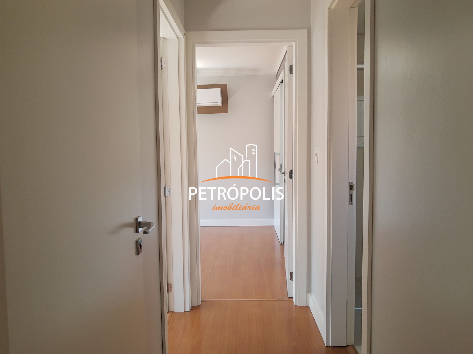 Apartamento à venda com 2 quartos, 65m² - Foto 5