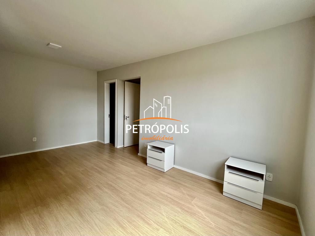 Apartamento à venda com 3 quartos, 80m² - Foto 17