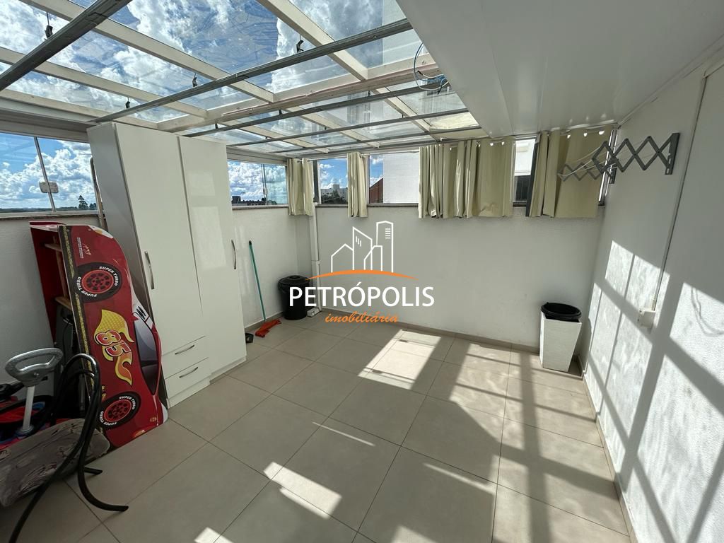 Apartamento à venda com 2 quartos, 70m² - Foto 5