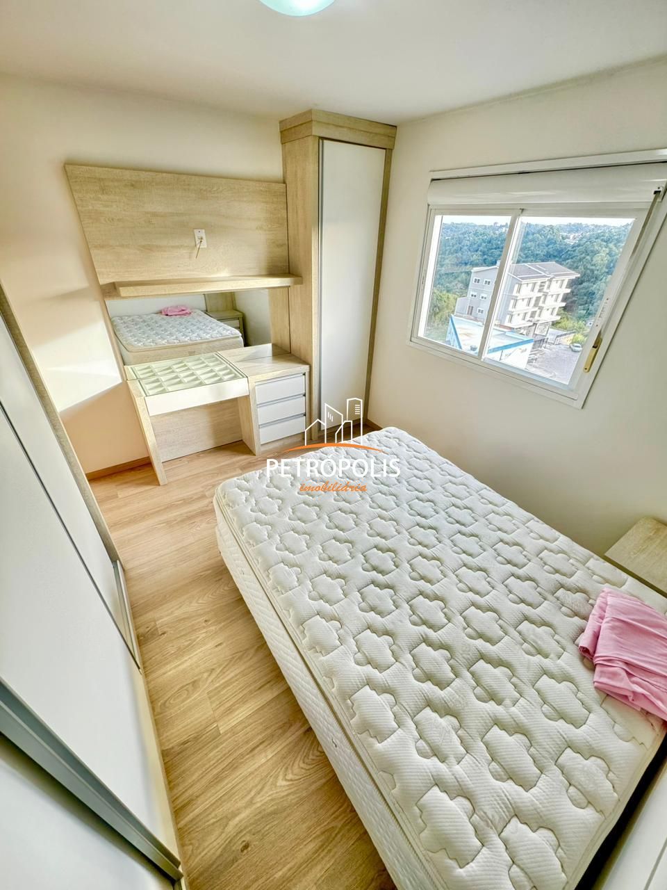 Apartamento à venda com 2 quartos, 55m² - Foto 13