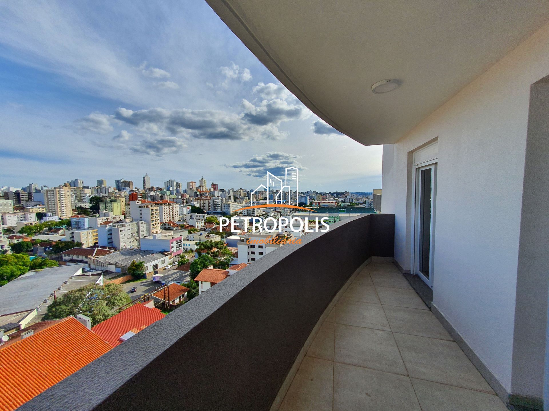 Apartamento à venda com 2 quartos, 77m² - Foto 13