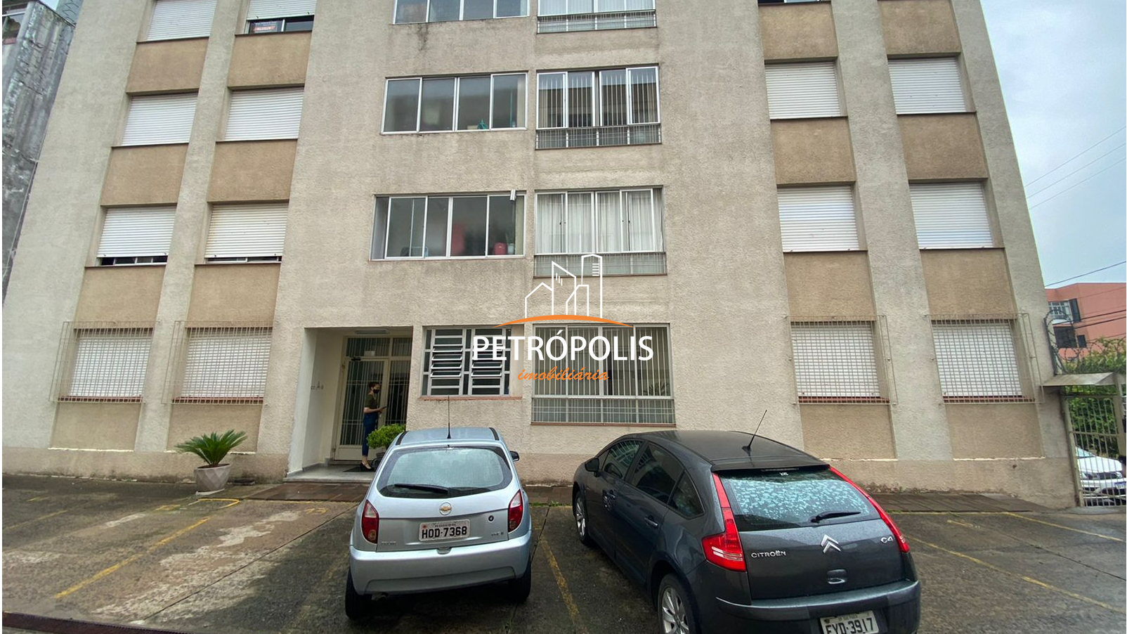 Apartamento à venda com 1 quarto, 48m² - Foto 1