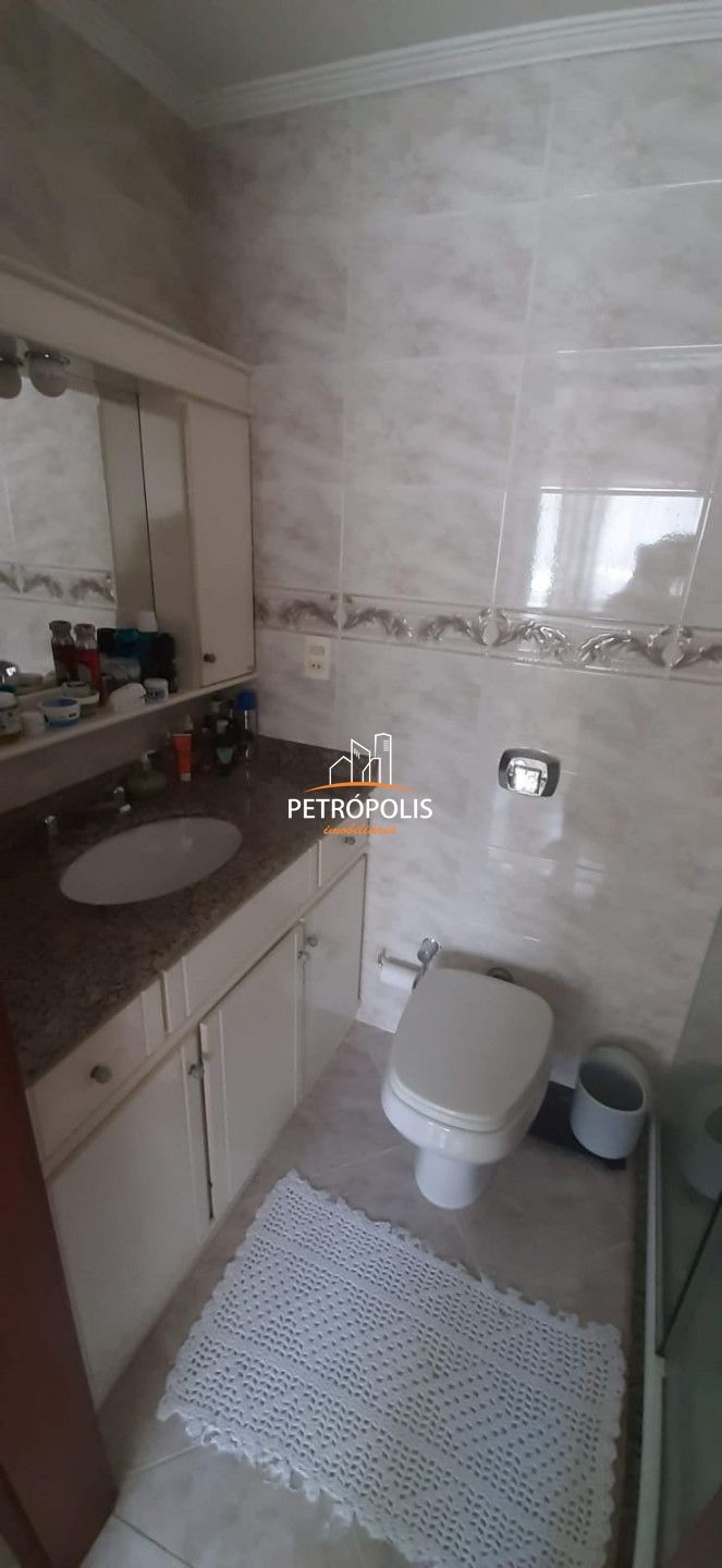 Apartamento à venda com 2 quartos, 76m² - Foto 18