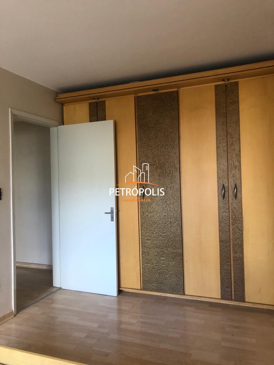 Apartamento à venda com 1 quarto, 56m² - Foto 2