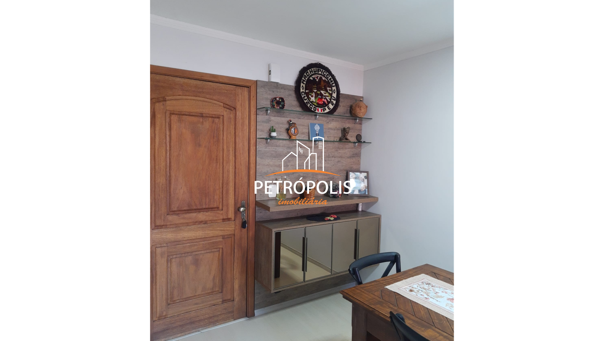 Apartamento à venda com 2 quartos, 79m² - Foto 1