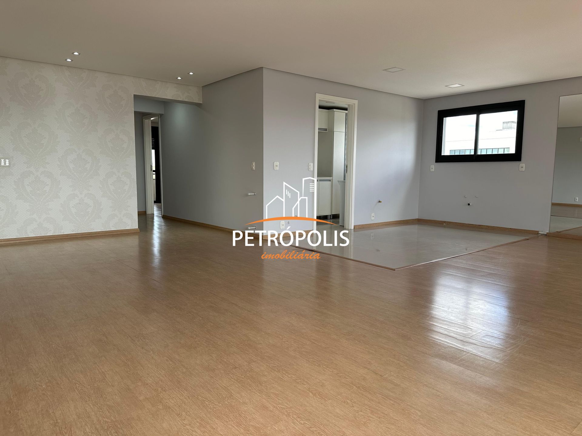 Apartamento à venda com 2 quartos, 126m² - Foto 6