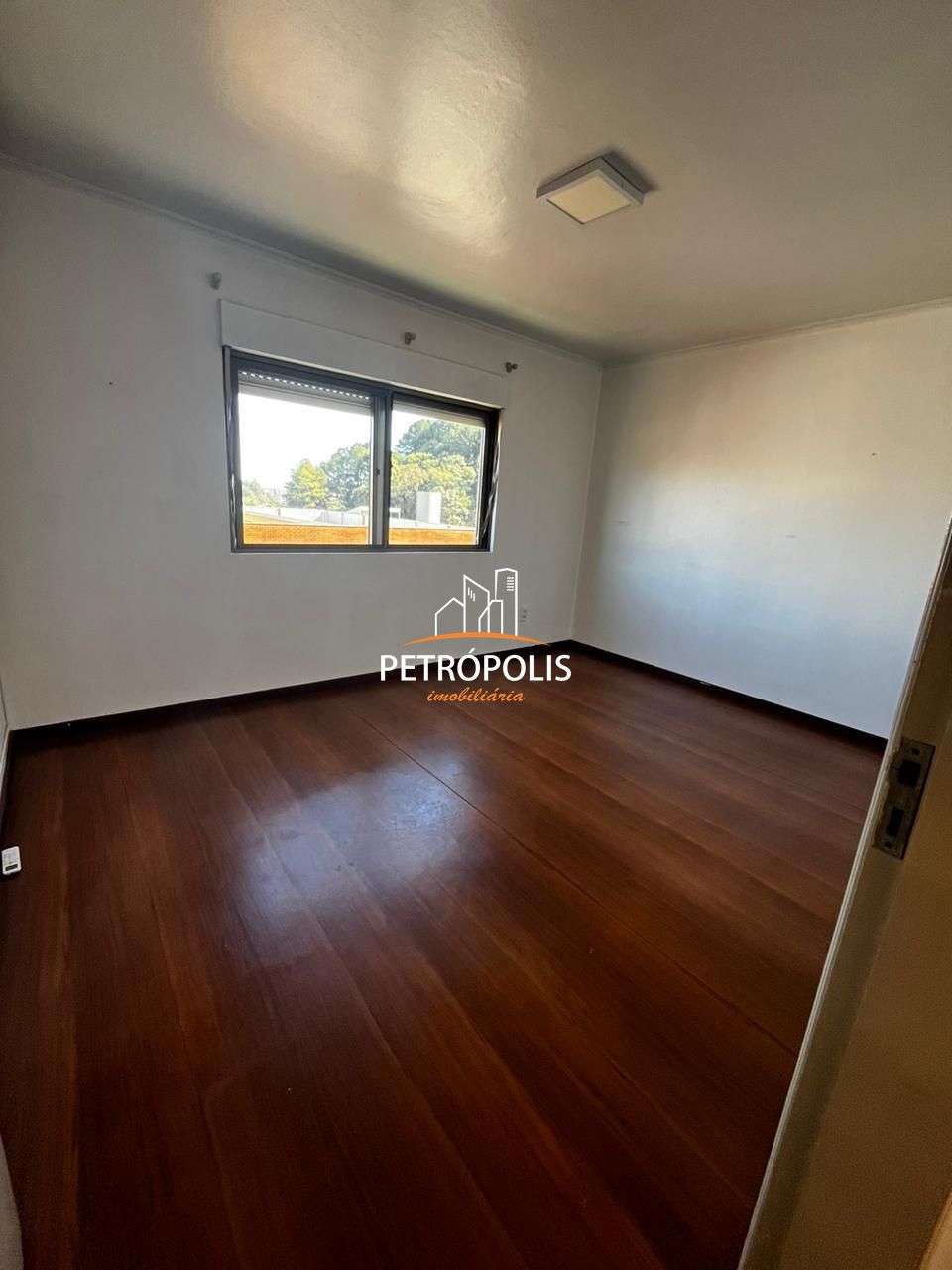 Apartamento à venda com 2 quartos, 77m² - Foto 9