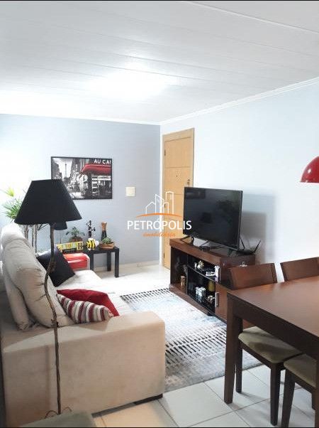 Apartamento à venda com 2 quartos, 60m² - Foto 2